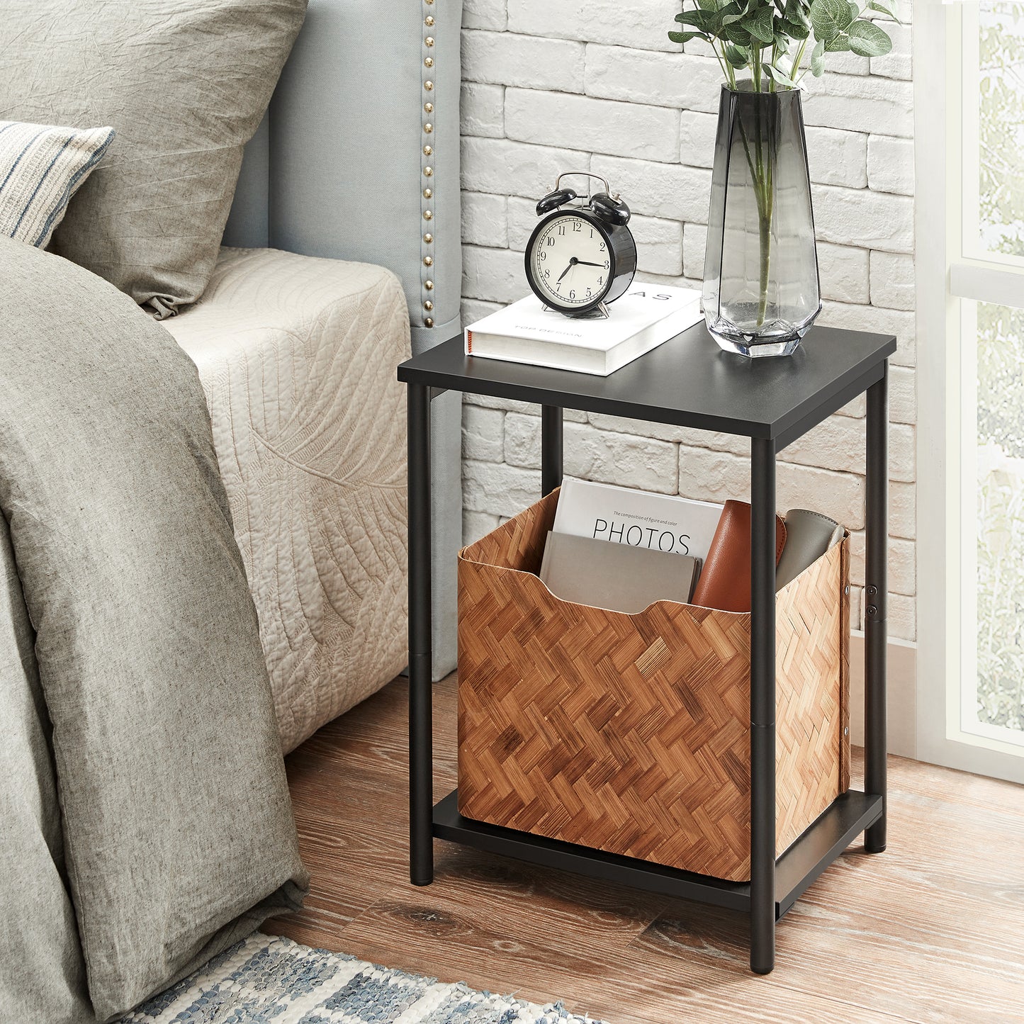 VASAGLE Side Table, Small End Table, Nightstand for Living Room, Bedroom, Office, Bathroom Black