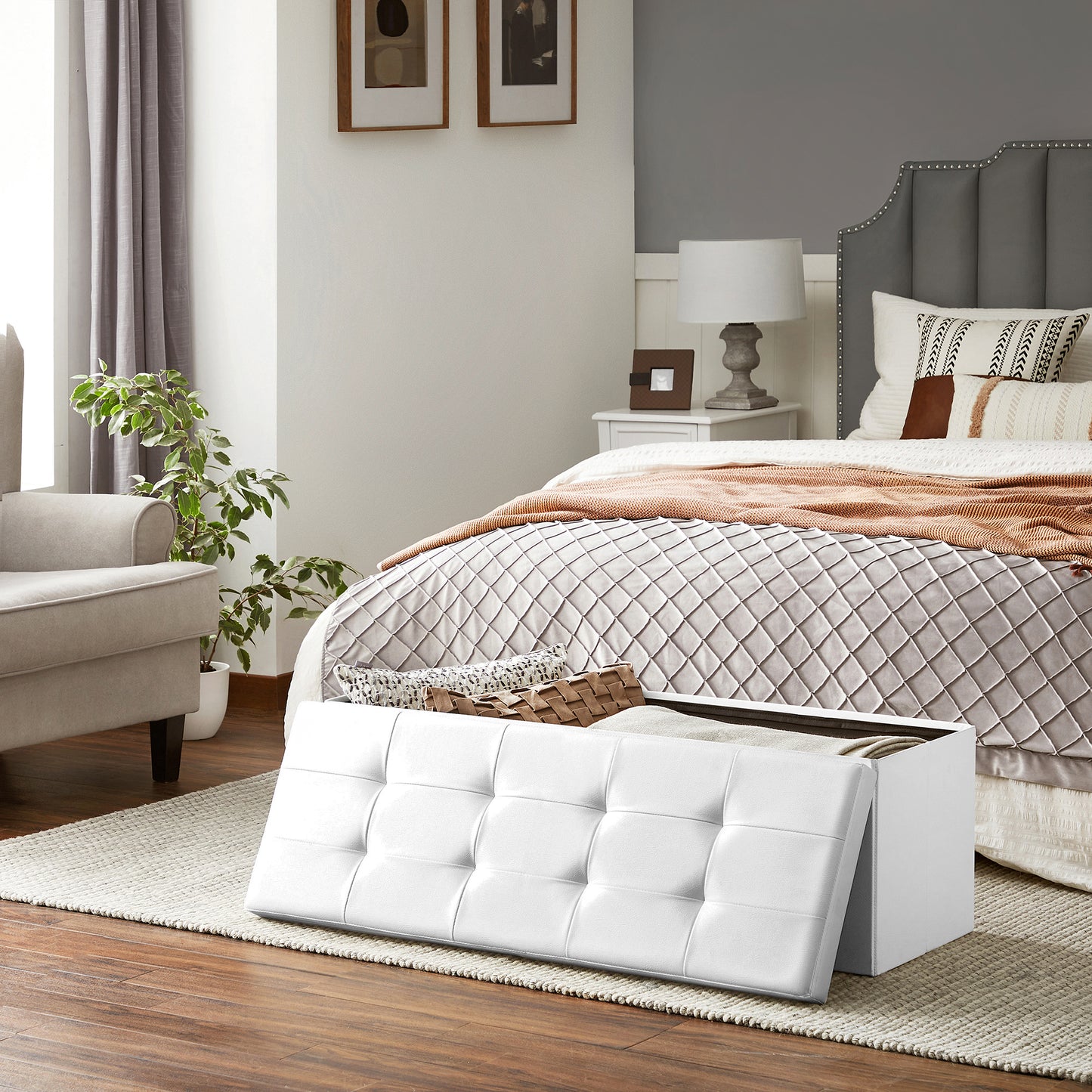 SONGMICS 43" Storage Ottoman Bench Folding Ottoman with Storage Chest Hold up to 660lb for Bedroom Living Room White