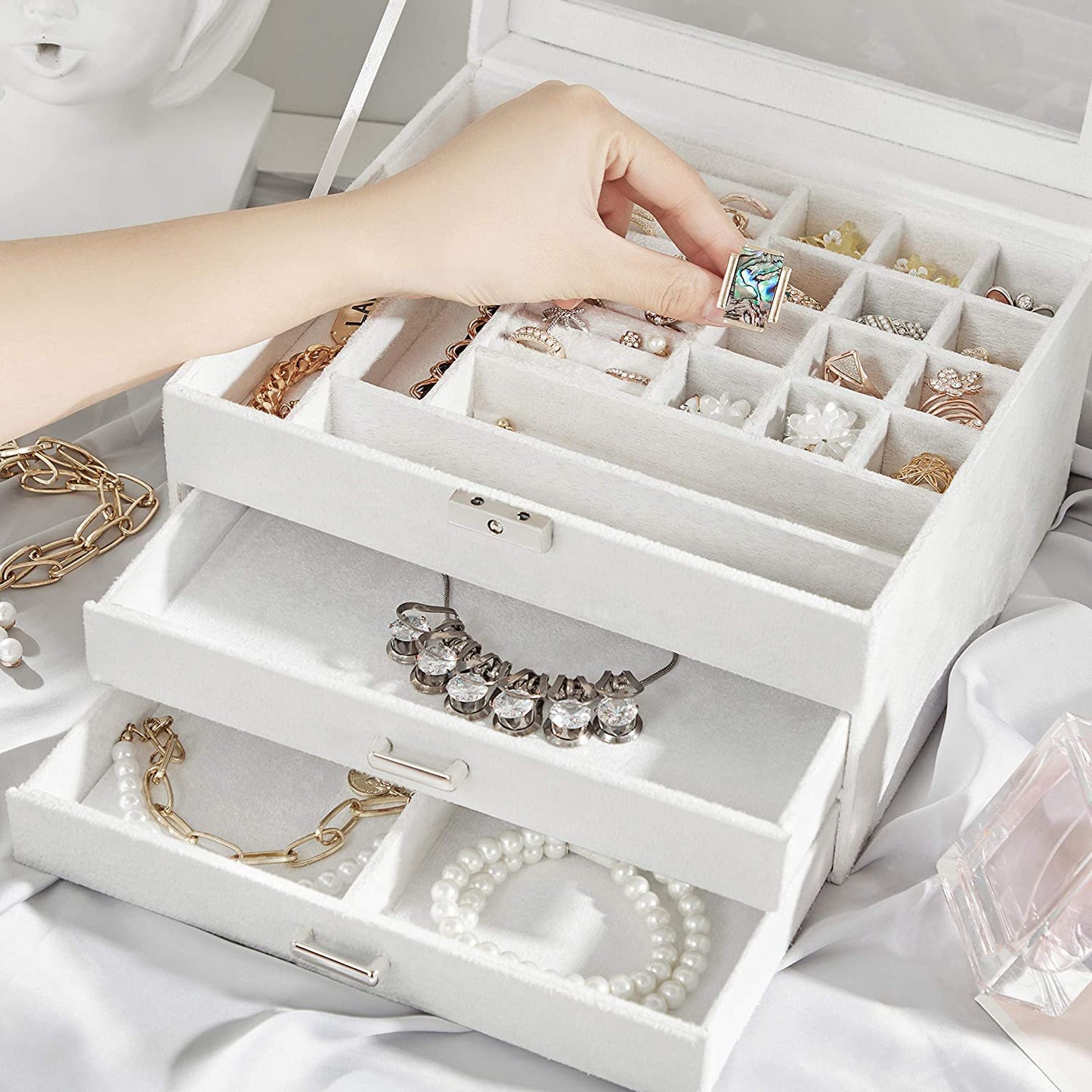 SONGMICS Jewelry Box, 3-Tier Jewelry Display Case and Organizer