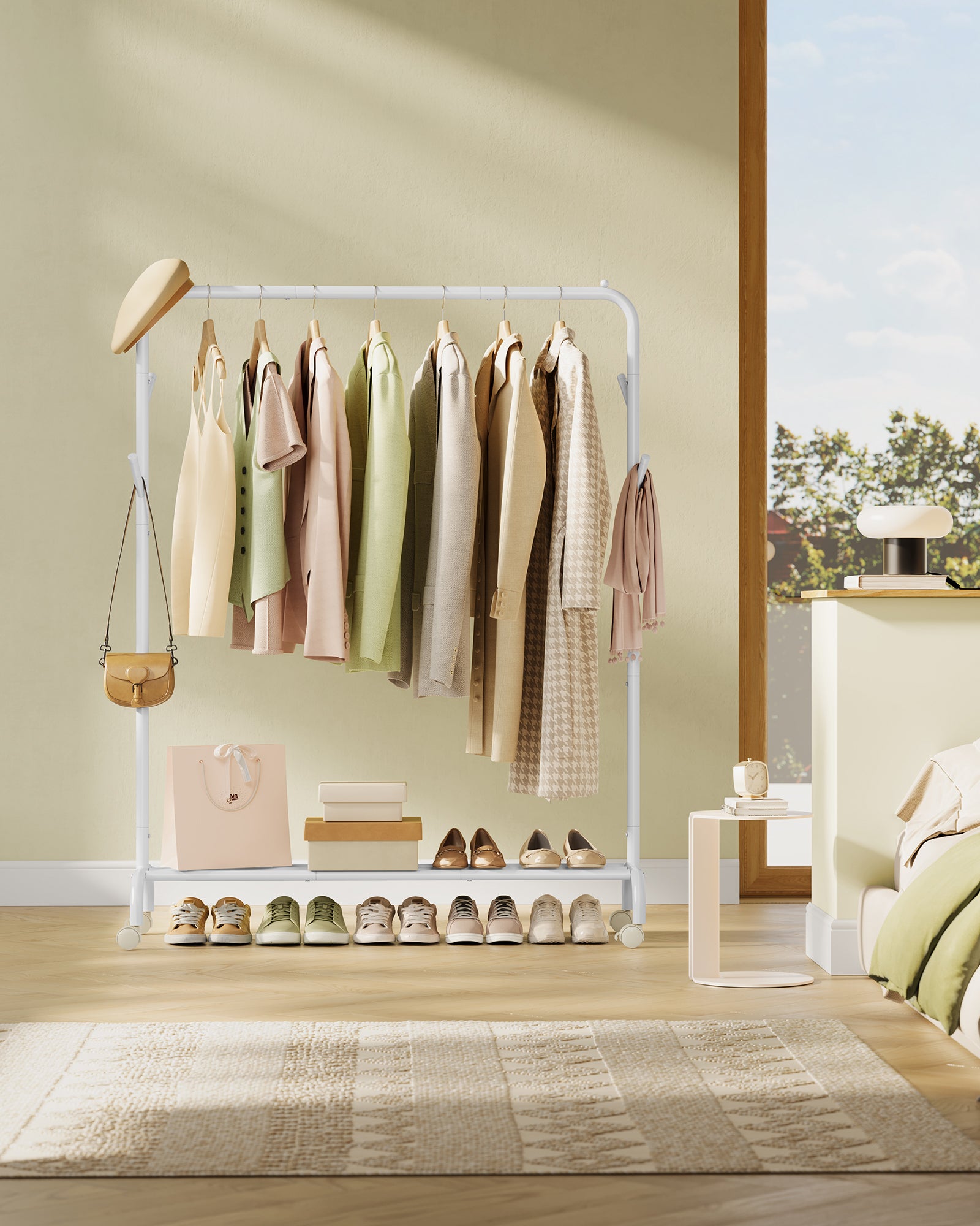 Clothes Rack, Single-Rod Clothing Rack with Wheels, Heavy-Duty Metal F ...