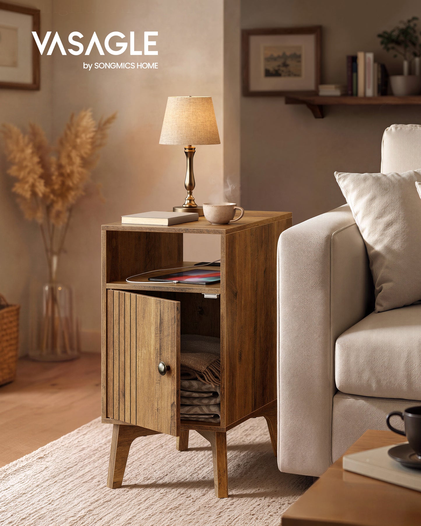 VASAGLE End Table with Charging Station, Narrow Side Table, Nightstand with Tapered Legs, Curved Transitions, for Small Spaces, Honey Brown