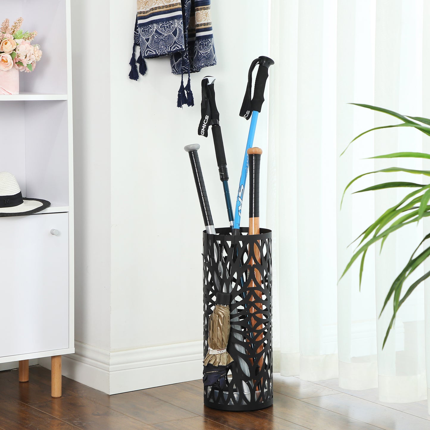 SONGMICS Umbrella Stand, Umbrella Holder, Steel Round Umbrella Rack Organizer Freestanding, for Canes Walking Sticks, Black