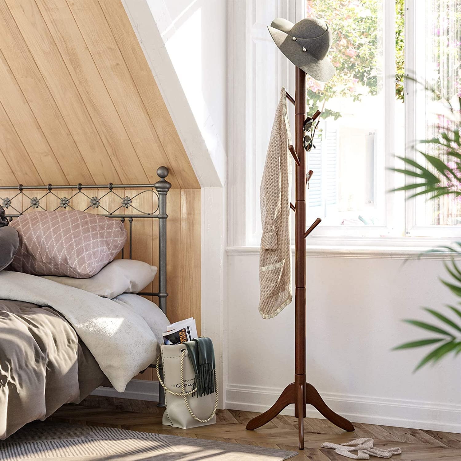 VASAGLE Solid Wood Coat Rack Free Standing Coat Rack with 8 Hooks Tree ...